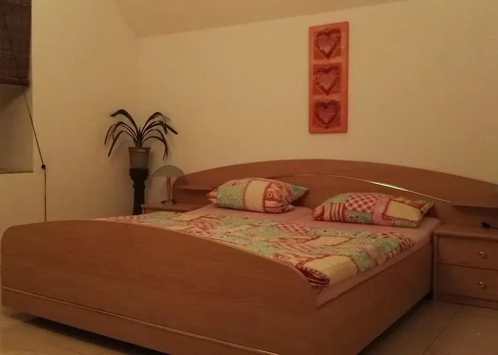 Feriendomizil Roger Wohnung 2
